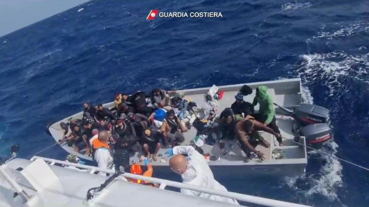 Migrações – Santa Sé: “defender o direito à vida a todo custo”