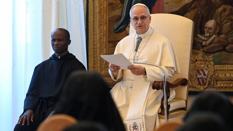 O Papa: o cristão é aquele que ama sem interesse e busca o bem comum