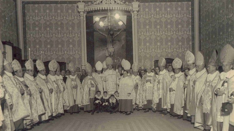Há 95 anos, Nossa Senhora Aparecida era proclamada Padroeira do Brasil