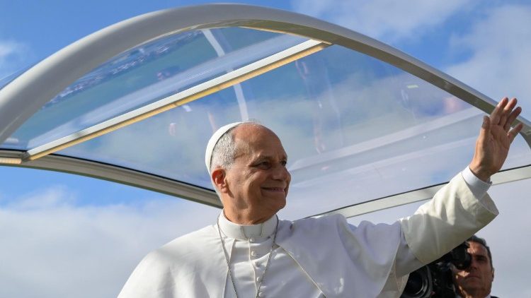 Papa a jornal italiano: fazer boa informação sem as fake news e as polarizações