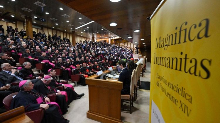 Magnifica humanitas: o peso das palavras, humanizar o mundo