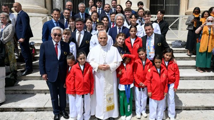 Refugiadas sírias se encontram com o Papa: o esporte como cultura do encontro