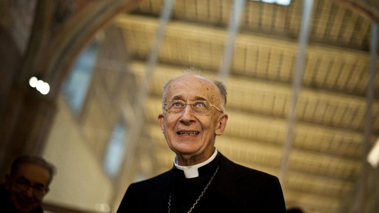 Ruini, pastor de uma Igreja “relevante” na sociedade
