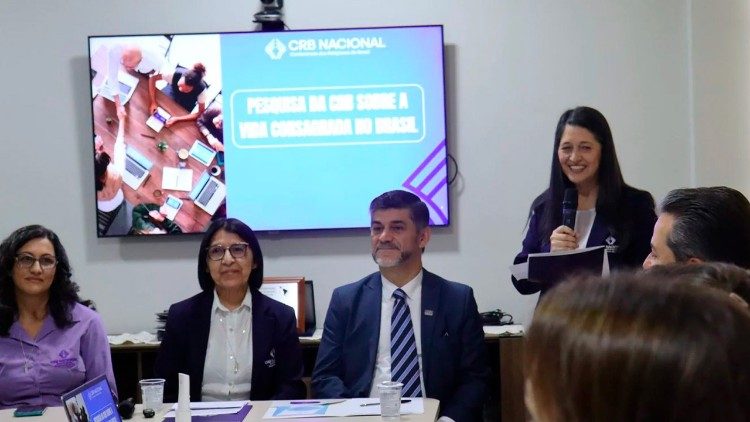 Conferência dos Religiosos do Brasil lança pesquisa nacional inédita