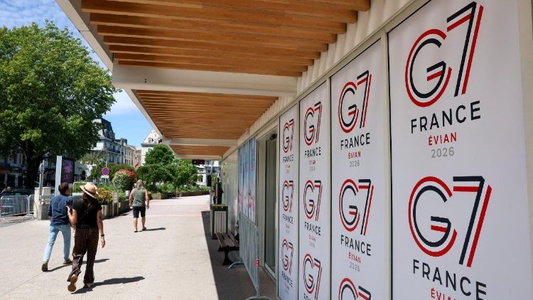 G7. Apelo dos bispos para a cúpula de Évian: construir pontes de paz