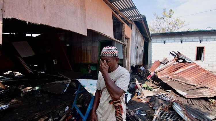 Papa manifesta proximidade às vítimas do terremoto na Indonésia